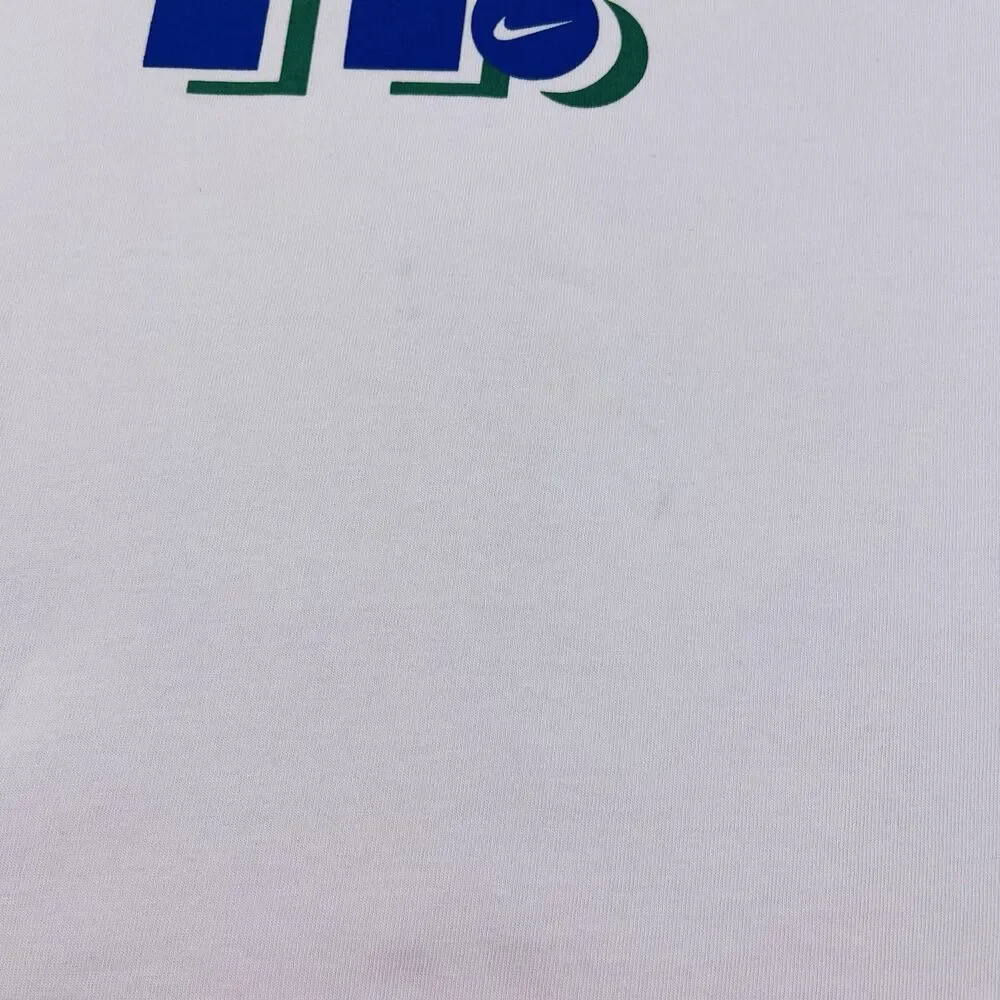 Nike The Nike Tee 